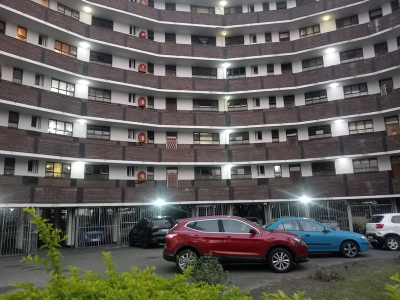 A stylish and   modern apartment for sale  - Pinetown - Photo 1
