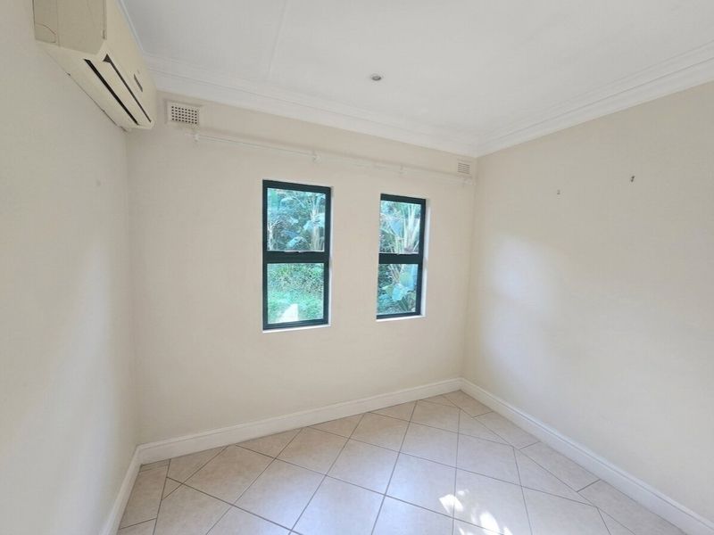 Forest Living Meets Coastal Views - Photo 7