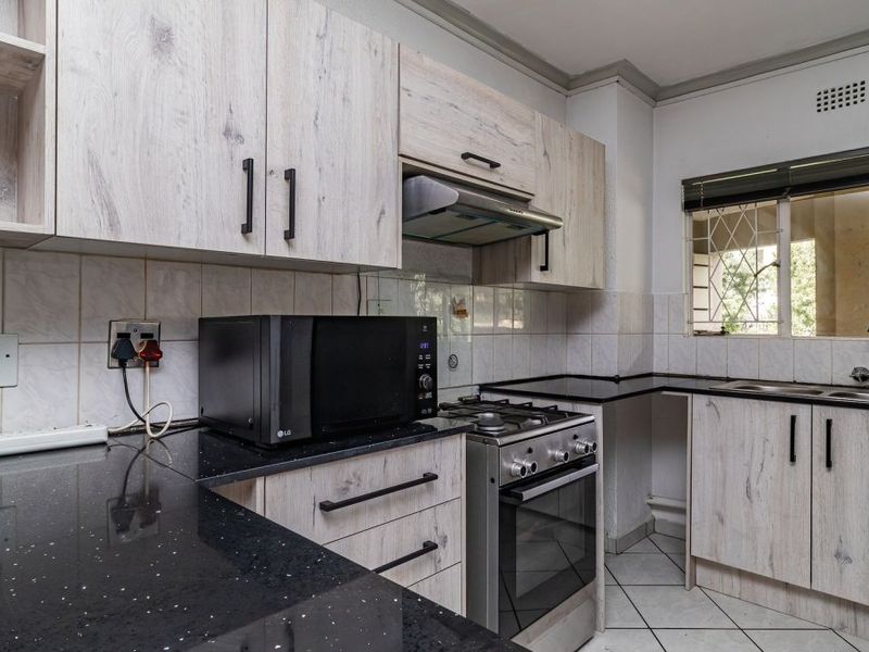 Charming 2-Bedroom Flat – Perfect for Comfortable Living! - Photo 5