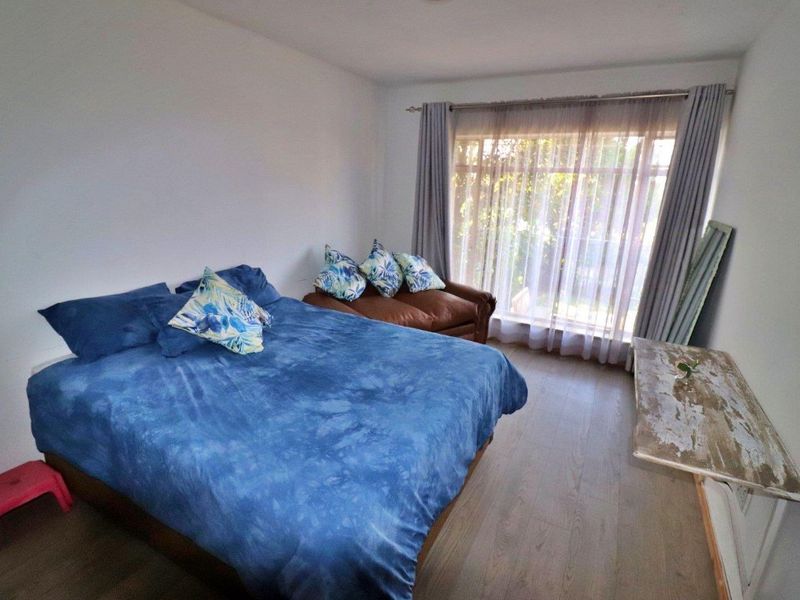 4 Bedroom Double Storied Home in Boomed off Area - Photo 9
