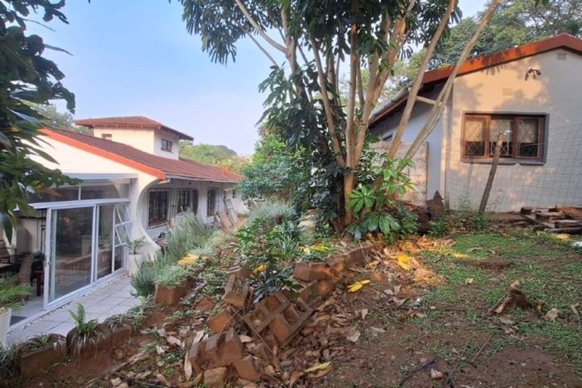 3 Bedroom House In Umtentweni - Photo 4