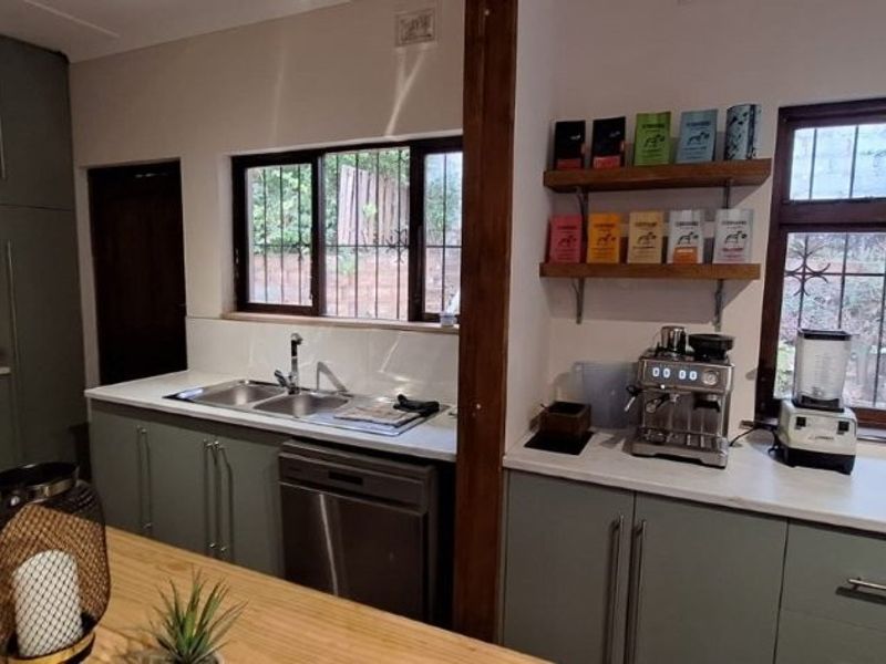 3 Bedroom House In Umtentweni - Photo 10
