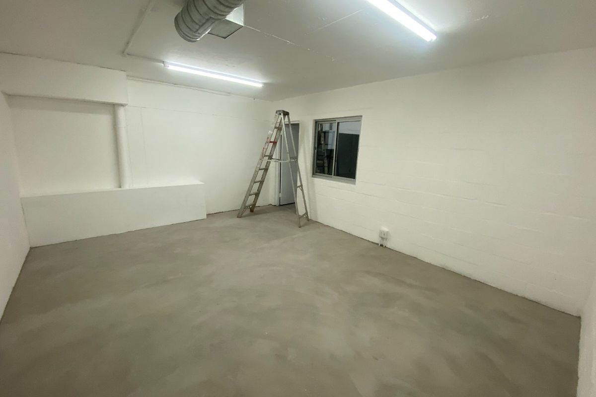 339m2 Industrial to Let  - Photo 5