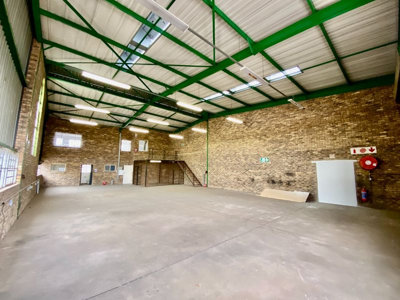 Prime Industrial Space To Let In Hennopspark - Photo 10