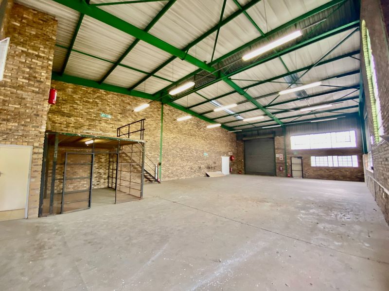 Prime Industrial Space To Let In Hennopspark - Photo 8