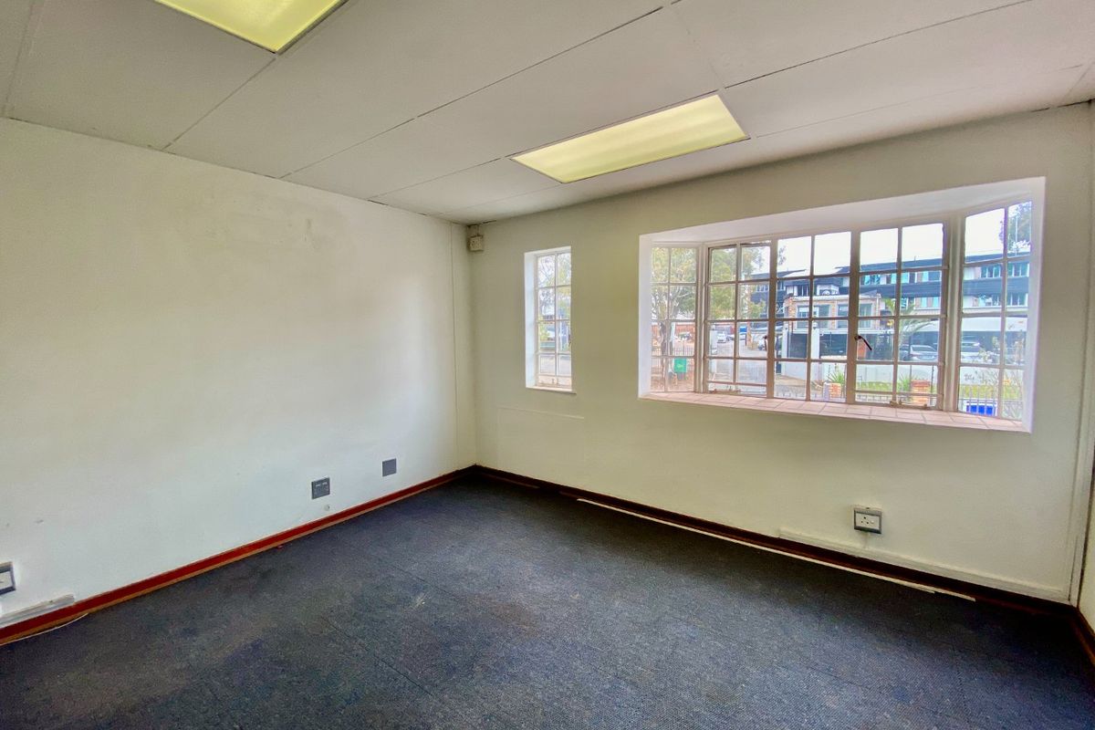 Prime Industrial Space To Let In Hennopspark - Photo 3