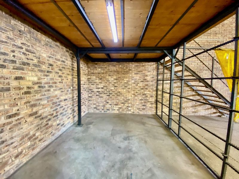 Prime Industrial Space To Let In Hennopspark - Photo 10