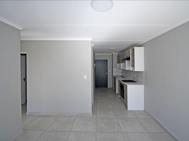 2 bed 1 bath for rent  - Photo 2