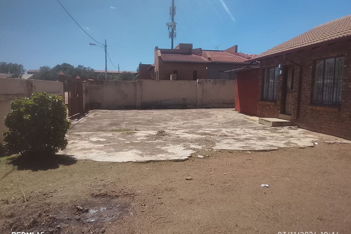 A 2 Bedroom house for sale in mabopane unit U - Photo 3