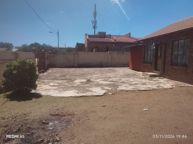 A 2 Bedroom house for sale in mabopane unit U - Photo 3