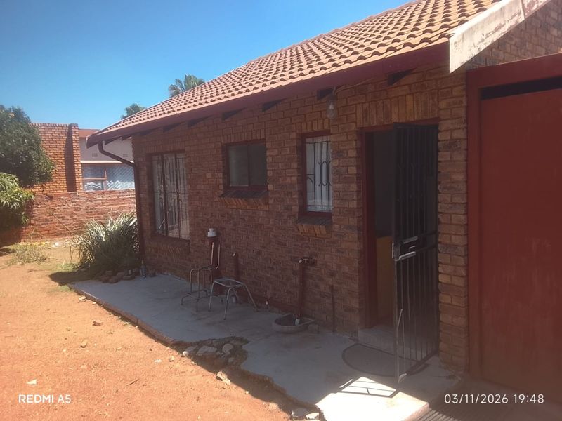 A 2 Bedroom house for sale in mabopane unit U - Photo 7
