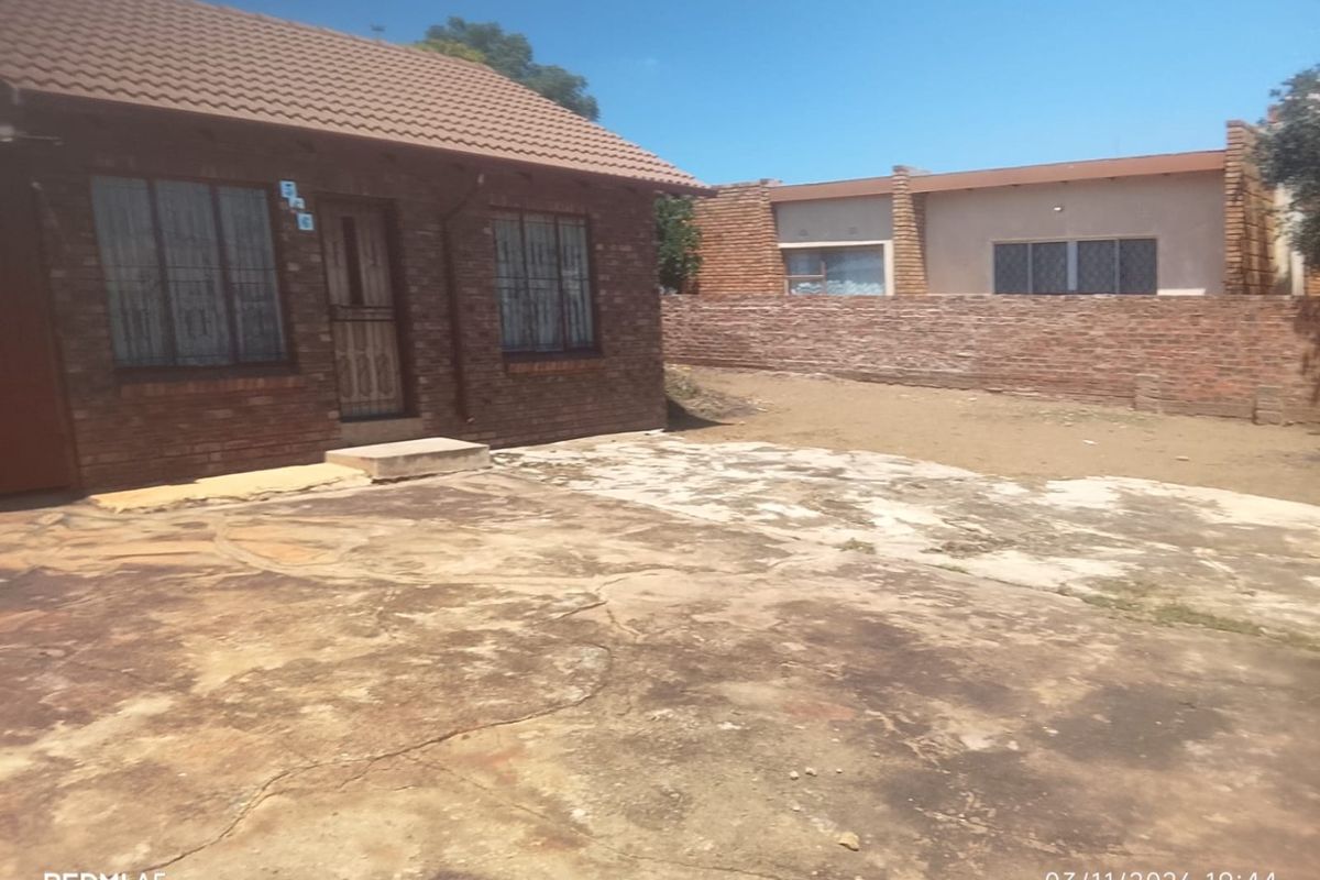 A 2 Bedroom house for sale in mabopane unit U - Photo 2