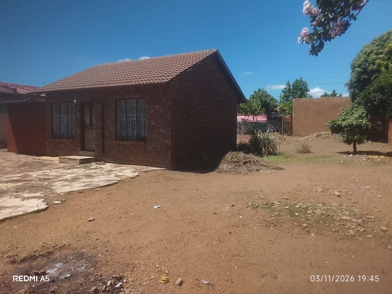 A 2 Bedroom house for sale in mabopane unit U - Photo 5