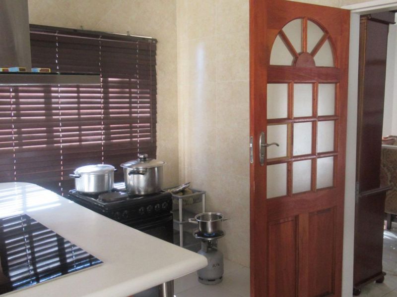 4 bedroom house for sale Gallo Manor  - Photo 4