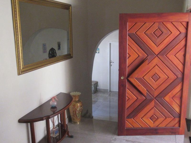 4 bedroom house for sale Gallo Manor  - Photo 10