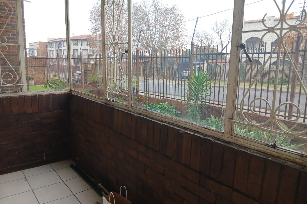 Neat 1-Bedroom Flat with Great Value and Secure Living! - Photo 3