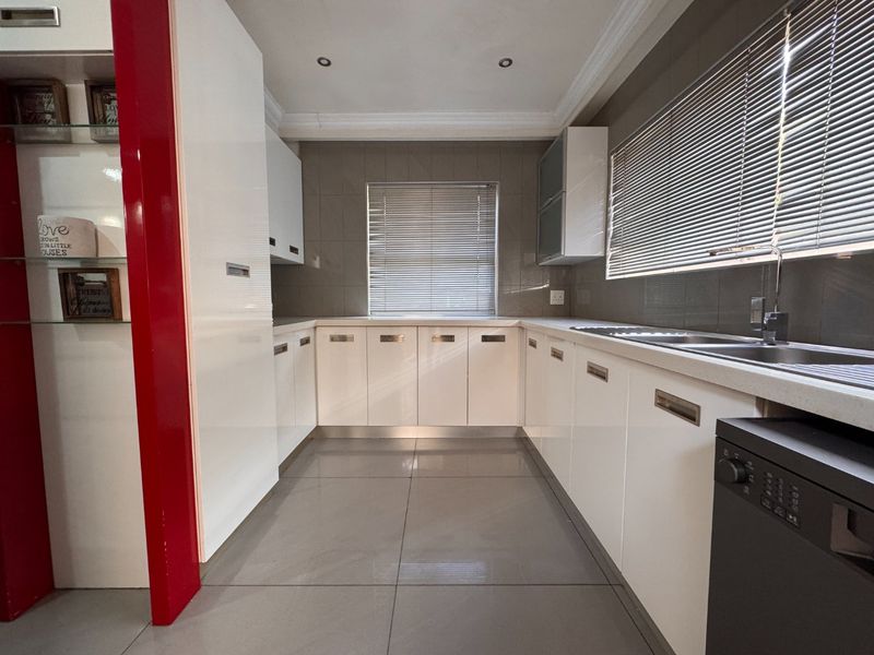Modern living meets exceptional entertaining in Three Rivers Proper - Photo 7