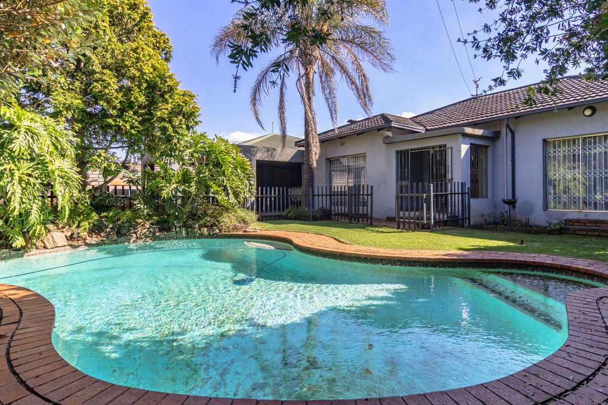 4-Bedroom Home — Style, Space, and Safety Combined - Photo 2