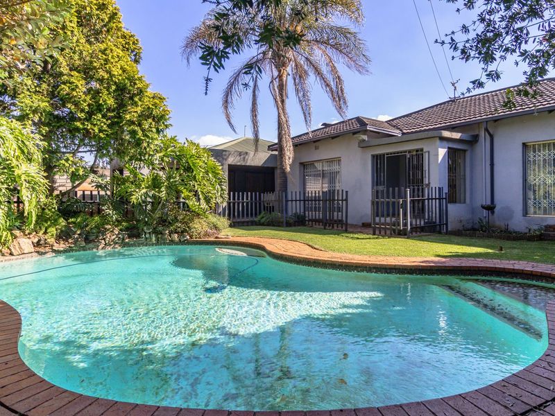 4-Bedroom Home — Style, Space, and Safety Combined - Photo 2