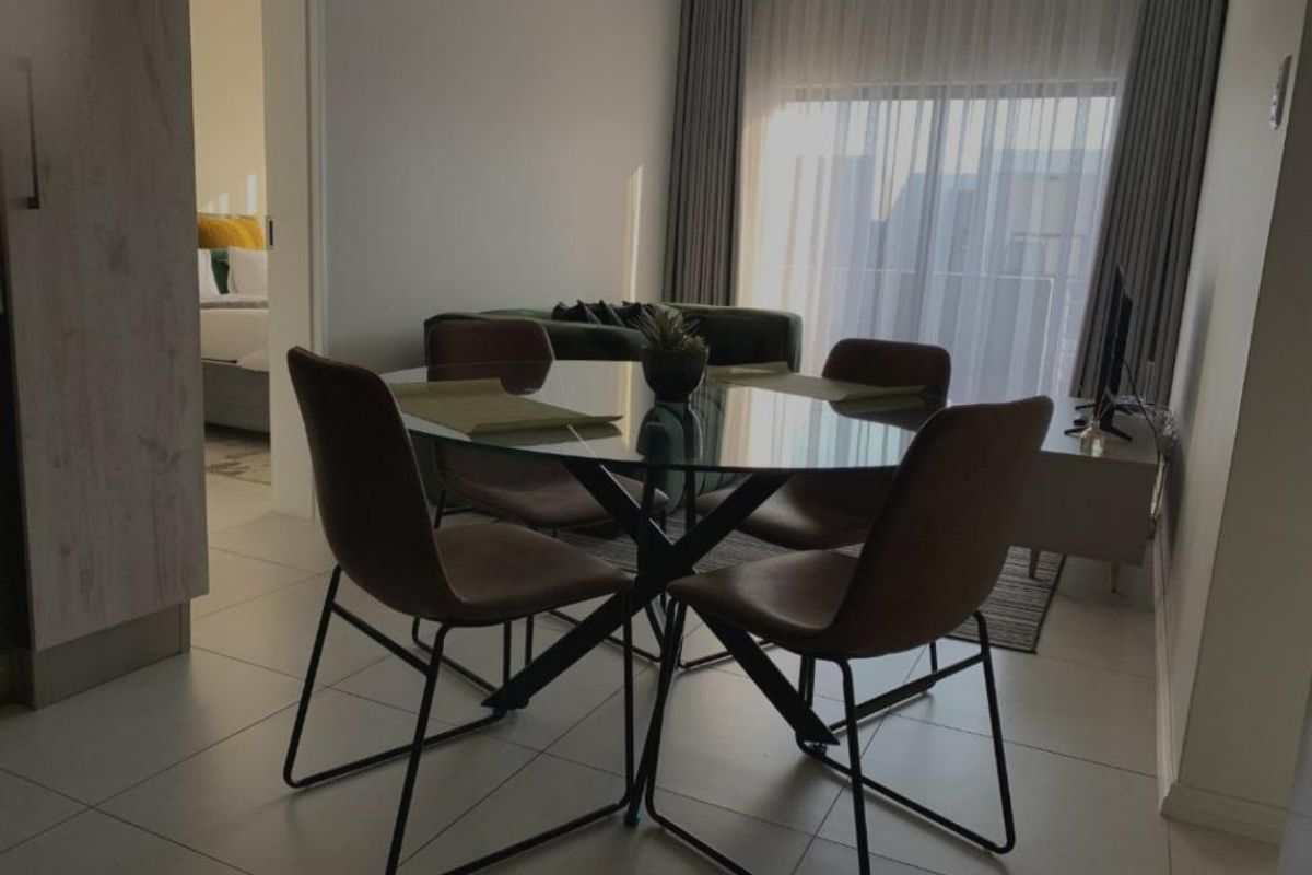 Top Floor Fully Furnished Apartment To Let in Midrand - Photo 2
