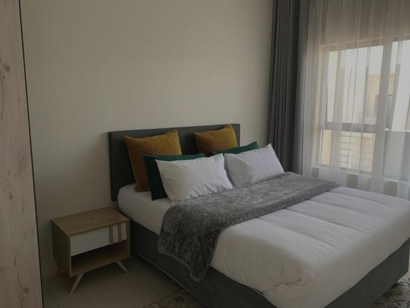 Top Floor Fully Furnished Apartment To Let in Midrand - Photo 9