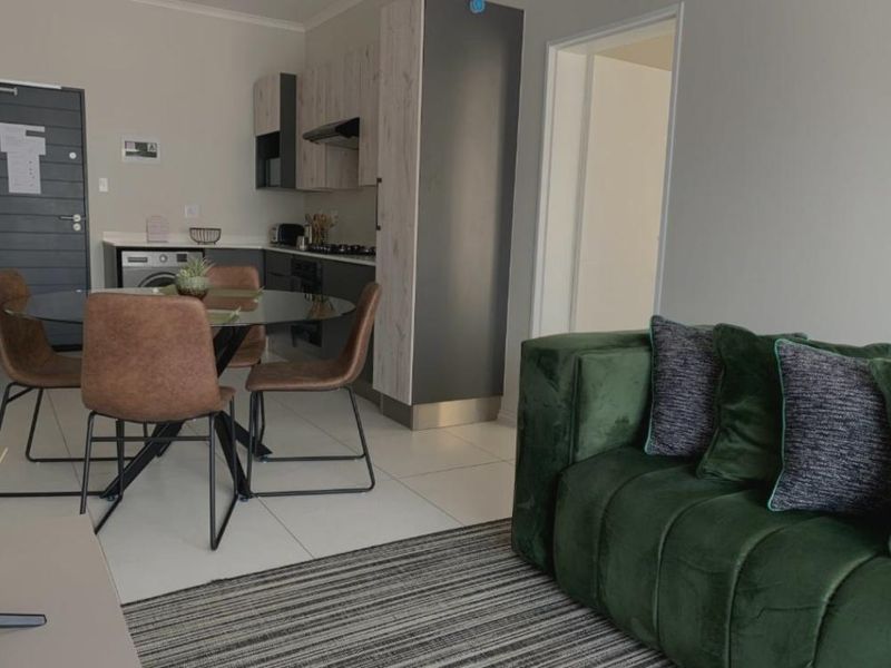 Top Floor Fully Furnished Apartment To Let in Midrand - Photo 6
