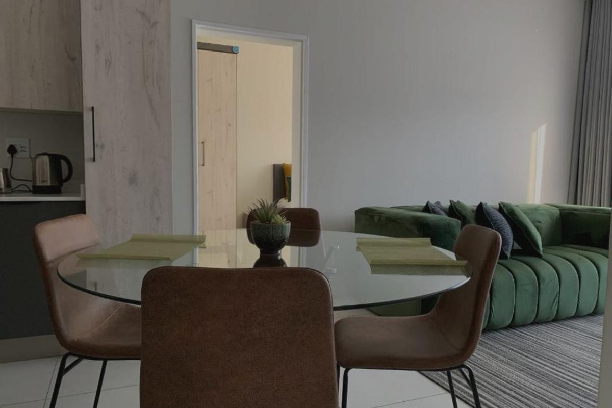Top Floor Fully Furnished Apartment To Let in Midrand - Photo 5