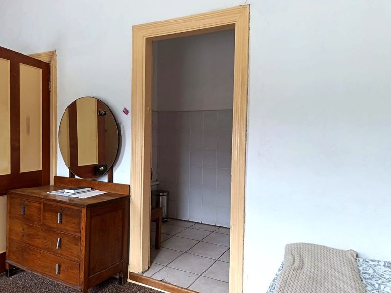 Fully Furnished Hotel for Sale in Somerset East – Prime Location with Mountain and Street-Front Exposure - Photo 7