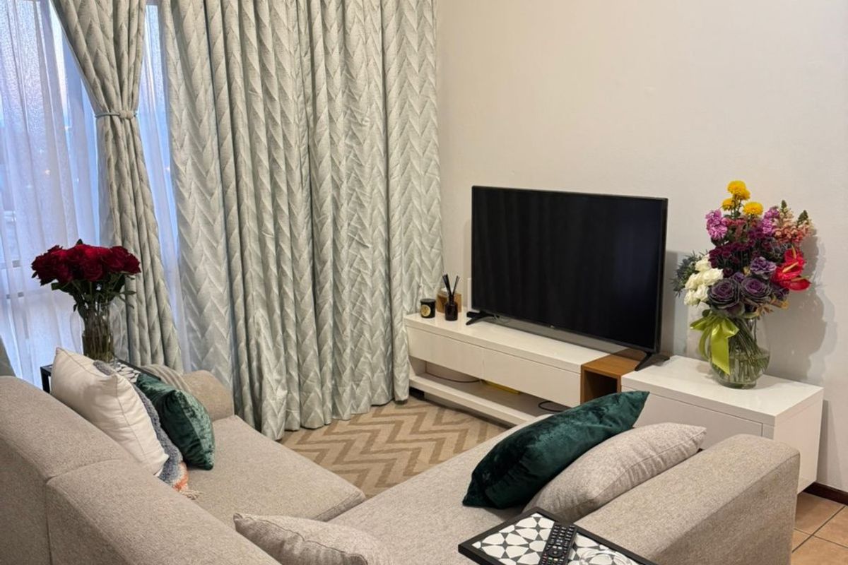 Stunning 2-Bedroom Apartment for Rental in Erand Gardens  - Photo 4