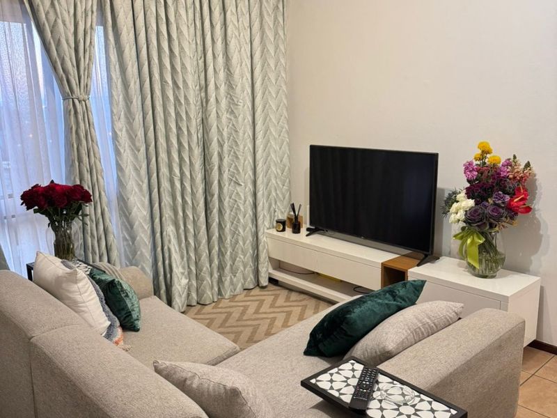 Stunning 2-Bedroom Apartment for Rental in Erand Gardens  - Photo 4