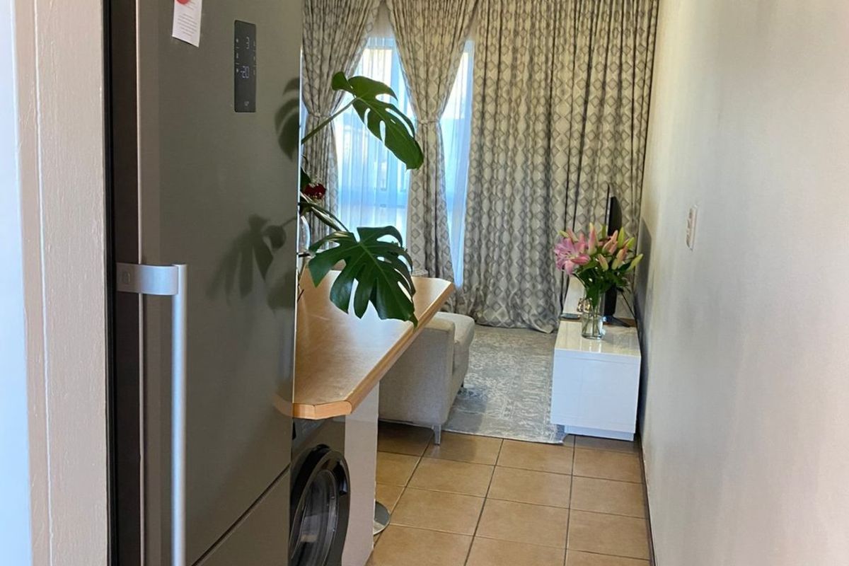 Stunning 2-Bedroom Apartment for Rental in Erand Gardens  - Photo 3
