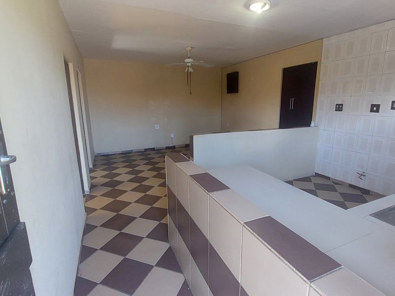 Chic 2 Bed basement in Arena Park - Photo 10