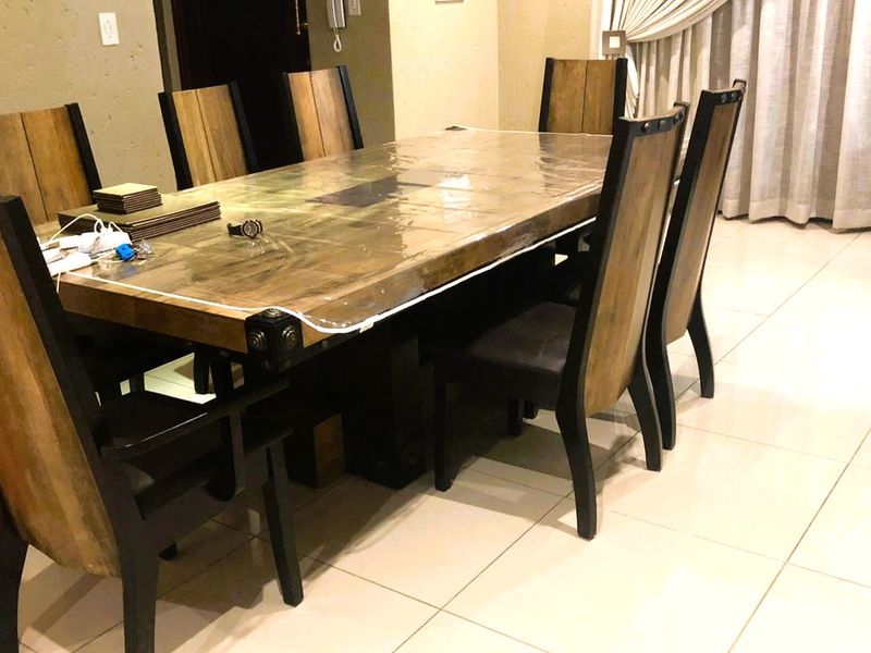 Luxurious Fully Furnished 5-Bedroom Family Home To Rent in Faerie Glen, Pretoria - Photo 8