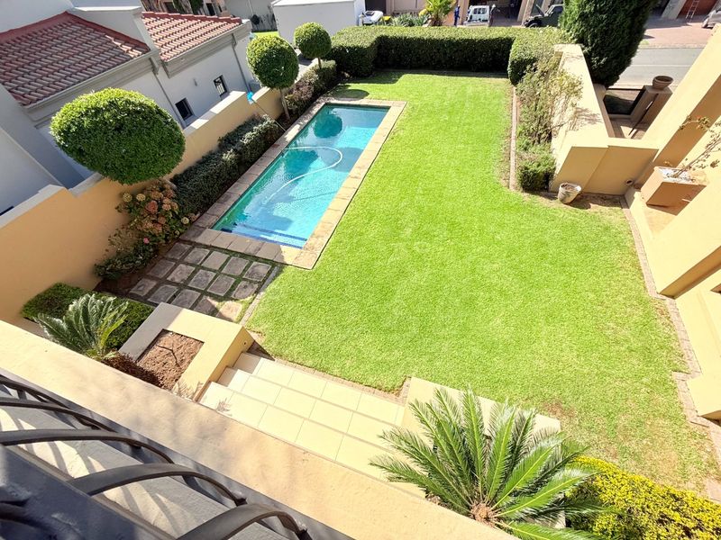5 Bed House in Blue Valley Golf Estate for Sale - Photo 1