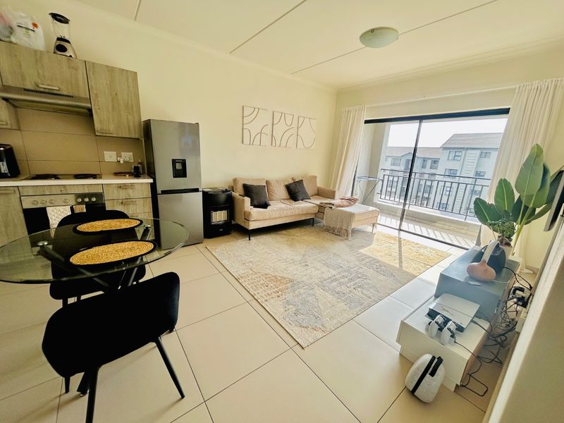 Large one bedroom unit - Photo 9