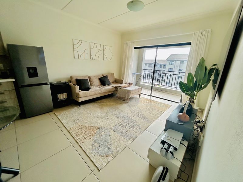 Large one bedroom unit - Photo 7