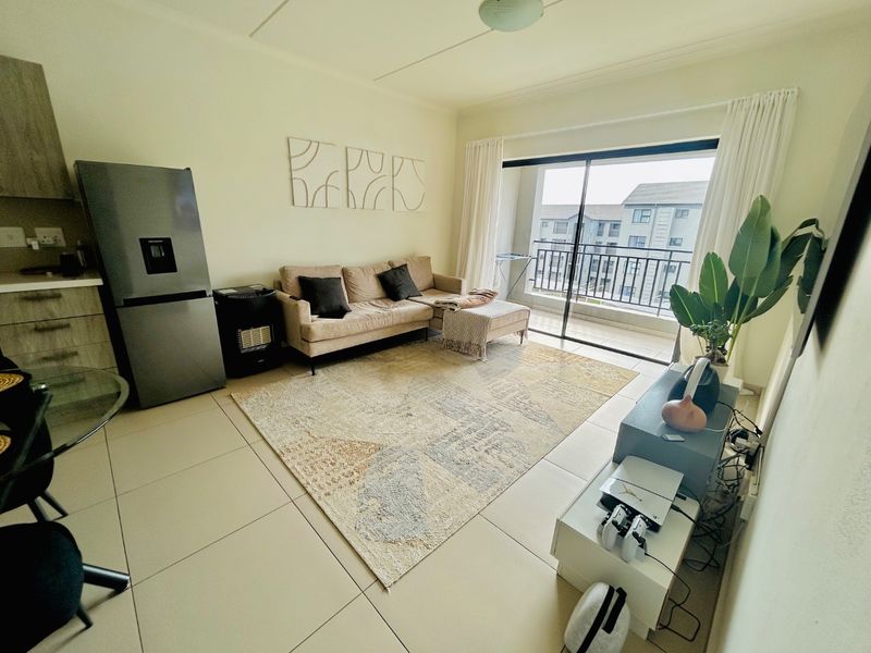 Large one bedroom unit - Photo 6
