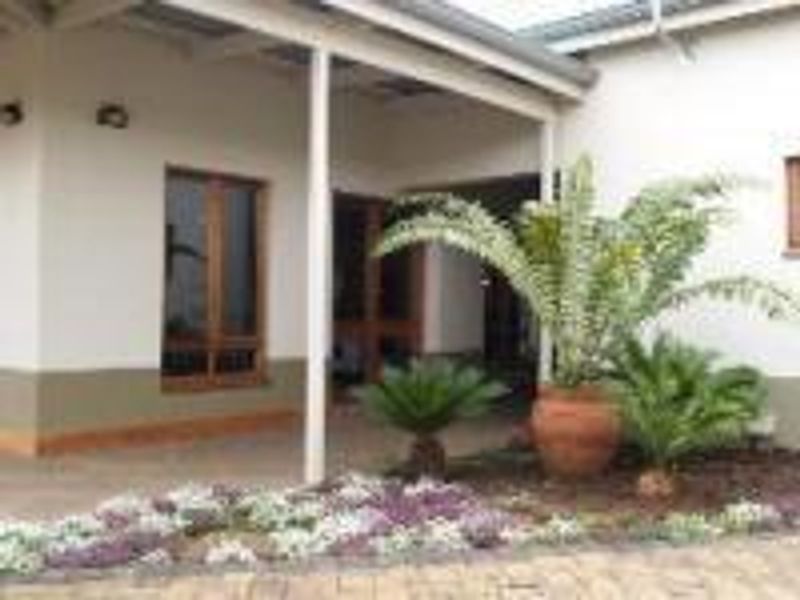 Exceptional Opportunity- Established Guesthouse & Events Venue in Equestria, Pretoria East   - Photo 10