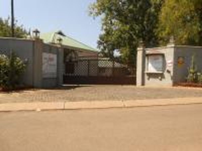 Exceptional Opportunity- Established Guesthouse & Events Venue in Equestria, Pretoria East   - Photo 1