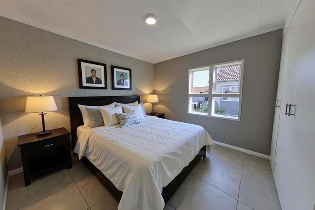 ALL COSTS INCLUDED - 2 BEDROOM 2 BATHROOM BRYANSTON APARTMENT - Photo 3
