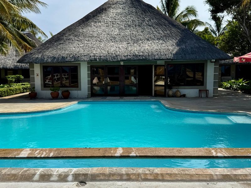 Truly sensational beachfront Lodge in Mozambique - Photo 7