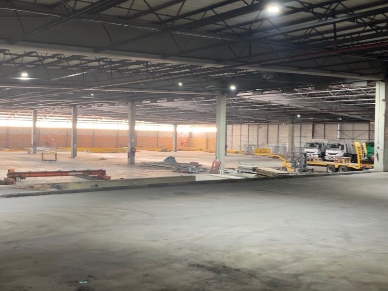 Strategically Positioned Industrial Property with Significant Scale, Yard Capacity & Multi-Modal Transport Access  - Photo 5