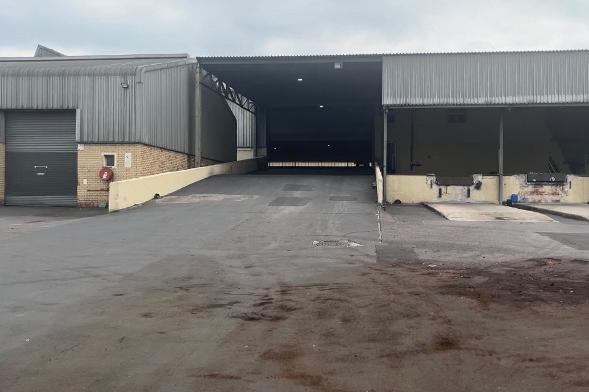 Strategically Positioned Industrial Property with Significant Scale, Yard Capacity & Multi-Modal Transport Access  - Photo 3