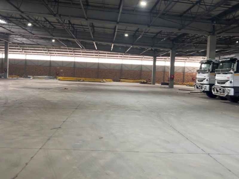 Strategically Positioned Industrial Property with Significant Scale, Yard Capacity & Multi-Modal Transport Access  - Photo 6