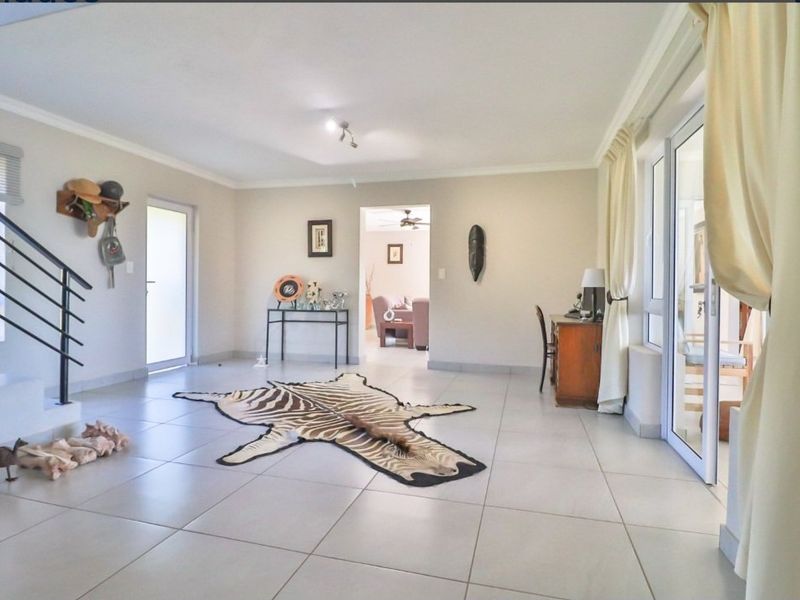 Large Family Home Available Immediately Yaverland Estate - Photo 10