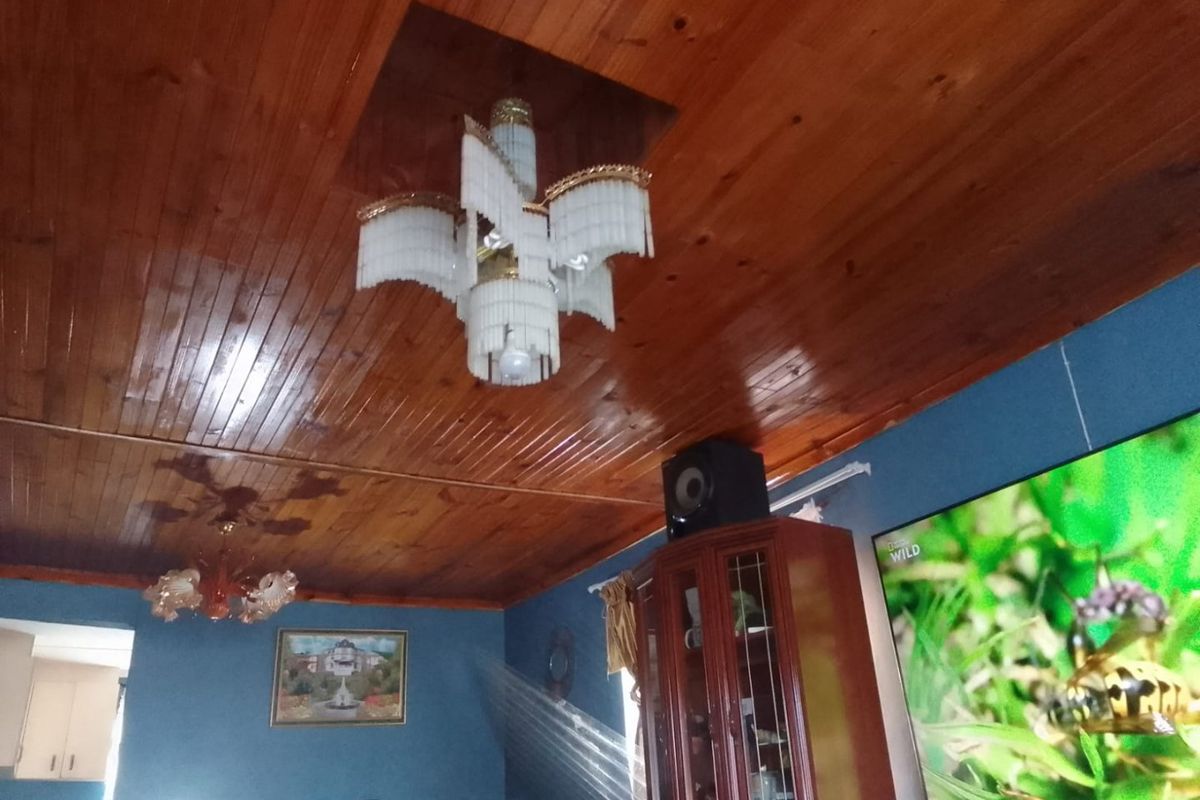 2 bedroom house for sale in KwaZakhele - Photo 4