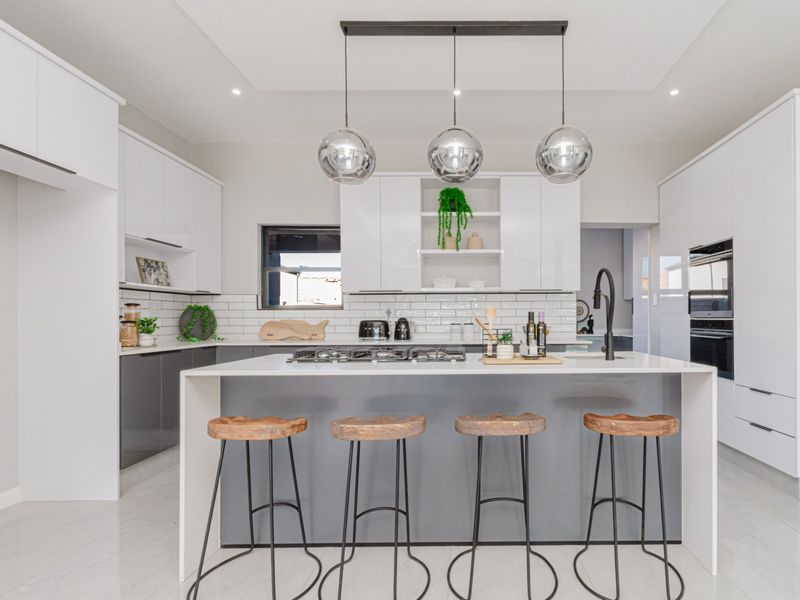 Distinguished 4-Bedroom Family Home Designed for Effortless Entertaining - Photo 10