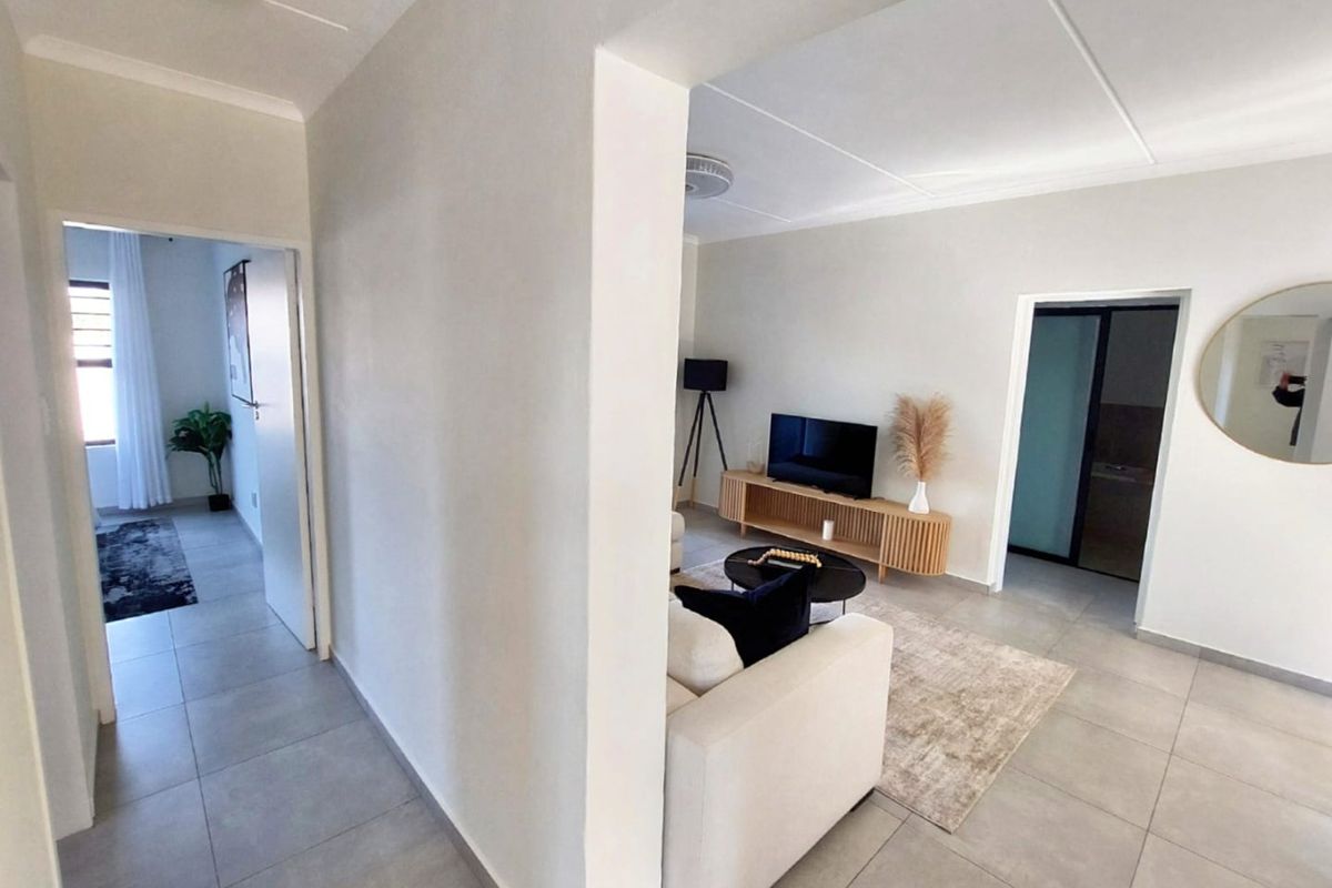 Modern 3-Bedroom Apartment at Tamarino Estate - Photo 5