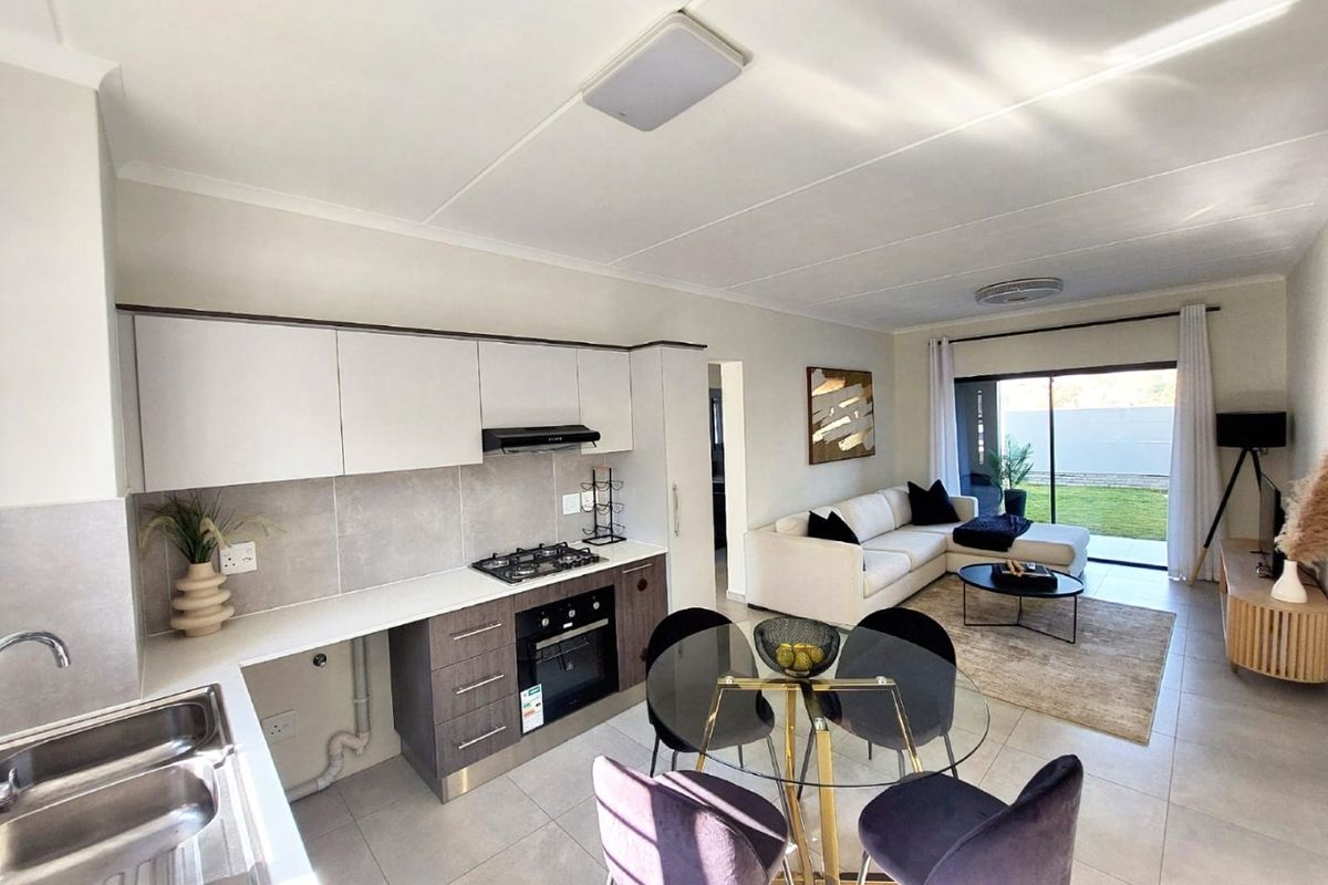 Modern 3-Bedroom Apartment at Tamarino Estate - Photo 2
