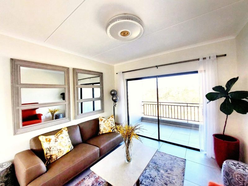 Brand-New 2-Bedroom, 2-Bath Apartment for Sale - Photo 2